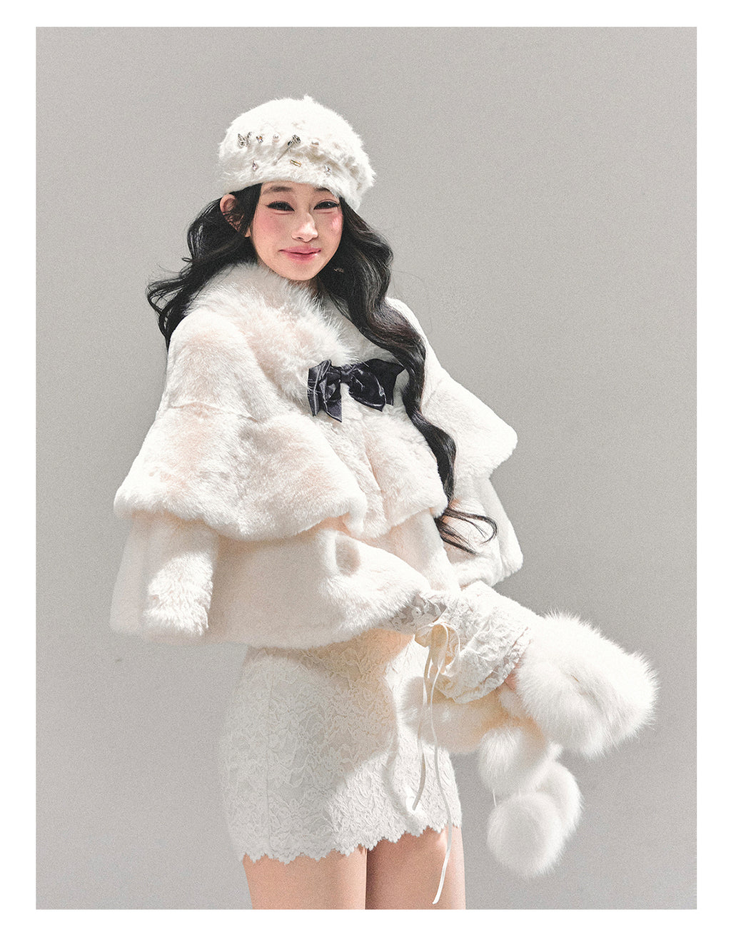 SHAOYEYAN Women's "First Snow is Coming" French Christmas Coat (Winter)