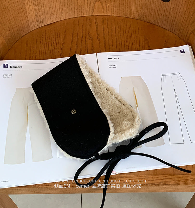 Zhang Yuanying style women's fleece earmuffs, perfect for cycling, warm and comfortable in winter.