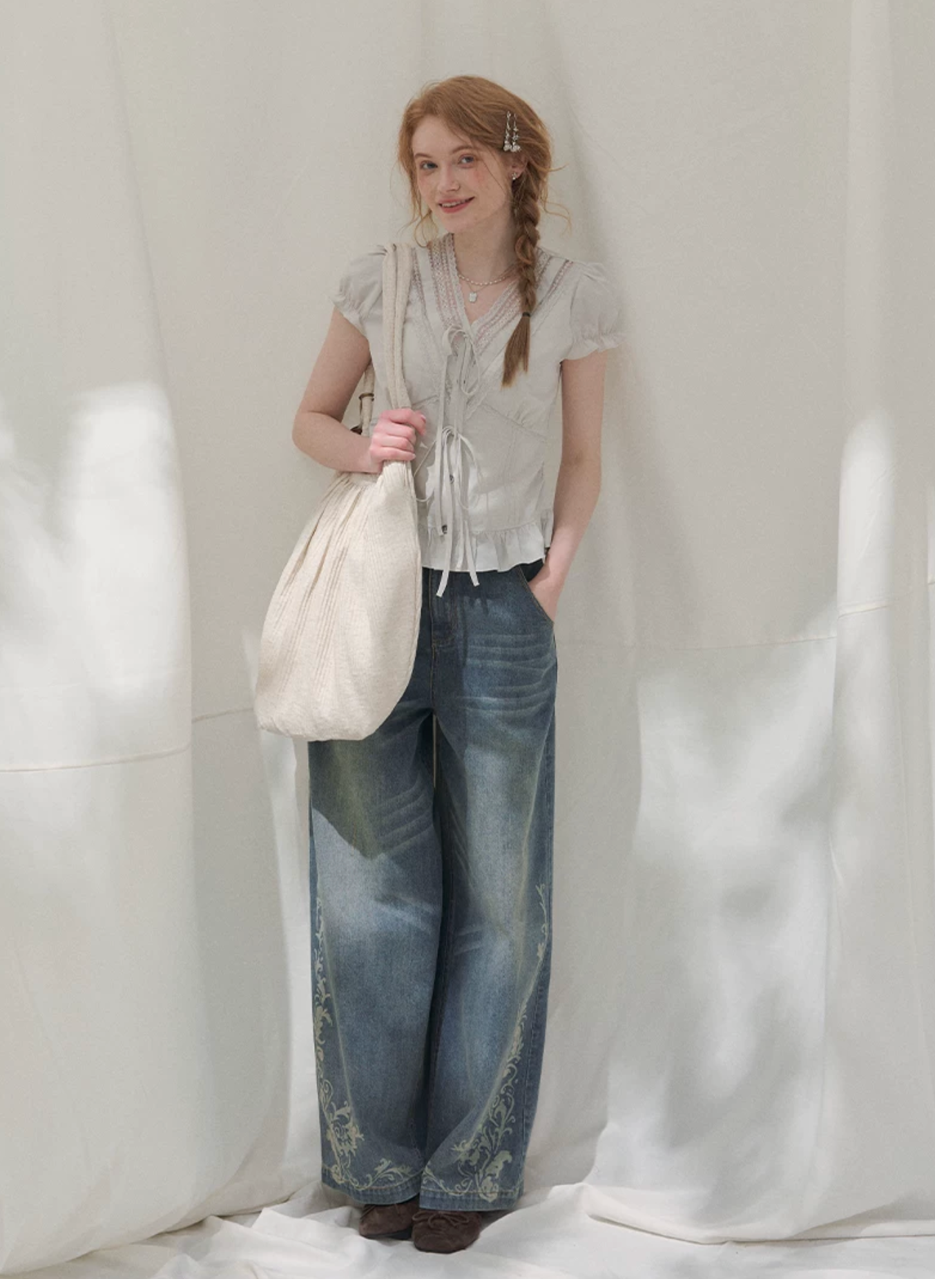 LOLOL "Summer Film Poem" puff sleeve t-shirt for women, short sleeves, slim waist, V-neck, lace design.