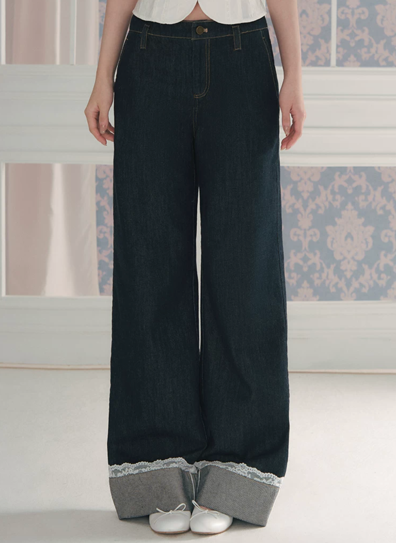 LaluneDuCiel The balance between sweet and cool, soft and skin-friendly material, mid-waist jeans style