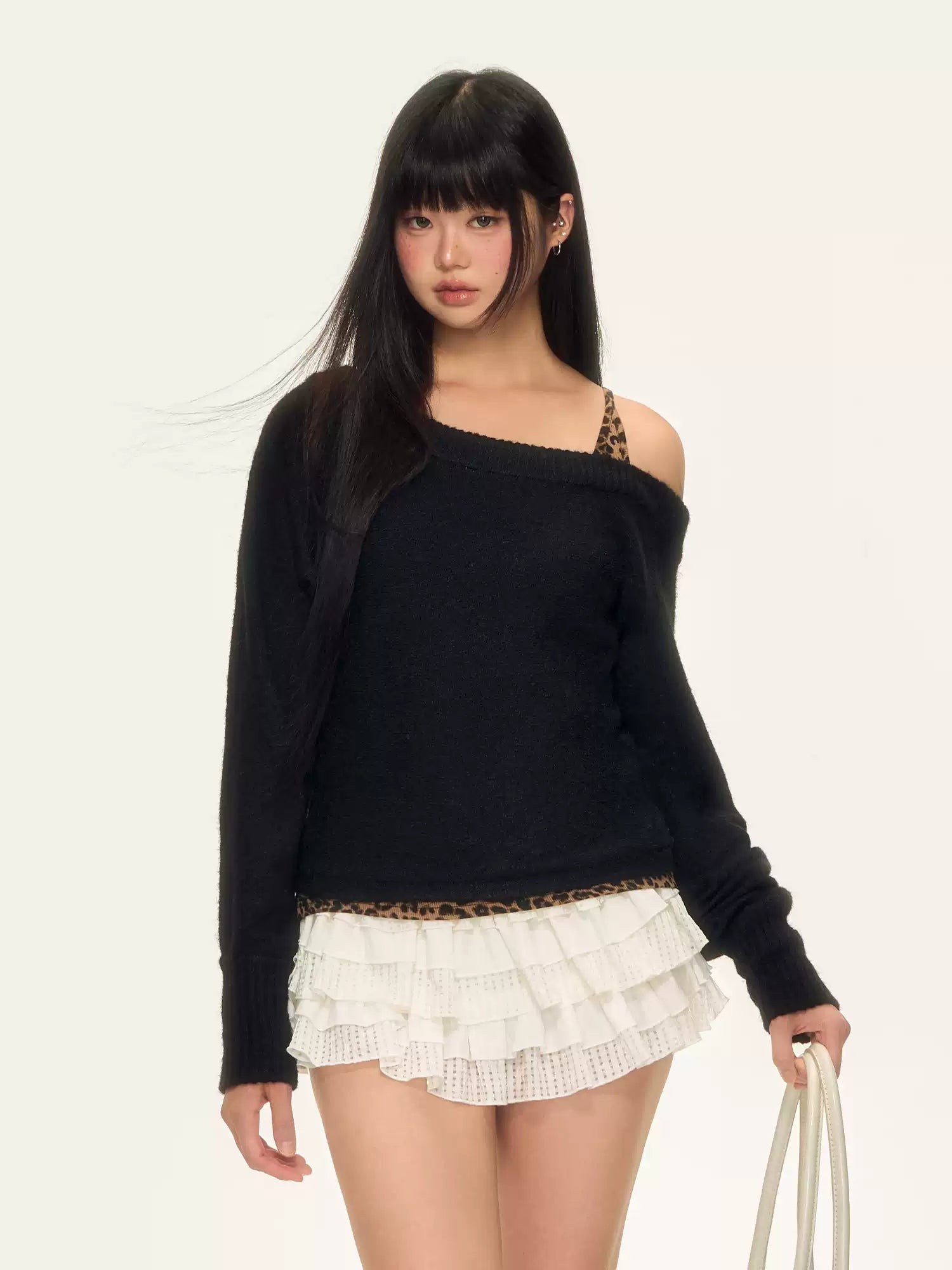 WEEKENDHUB Women's One Shoulder Strapless Long Sleeve Leopard Print Two-Piece Knit Sweater Soft and Warm Autumn