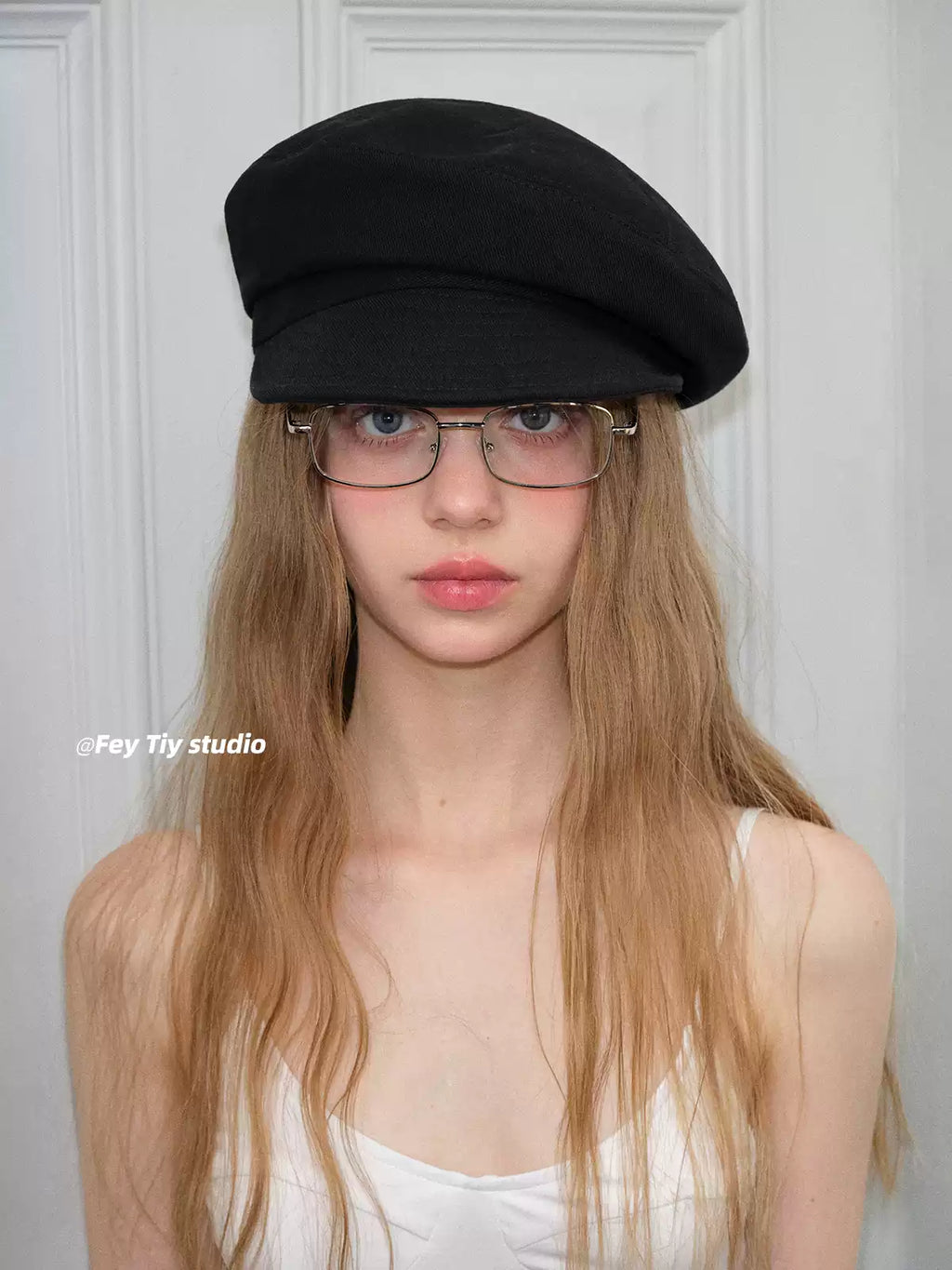 Feitiy Black Felt Beret with Side-swept Beret