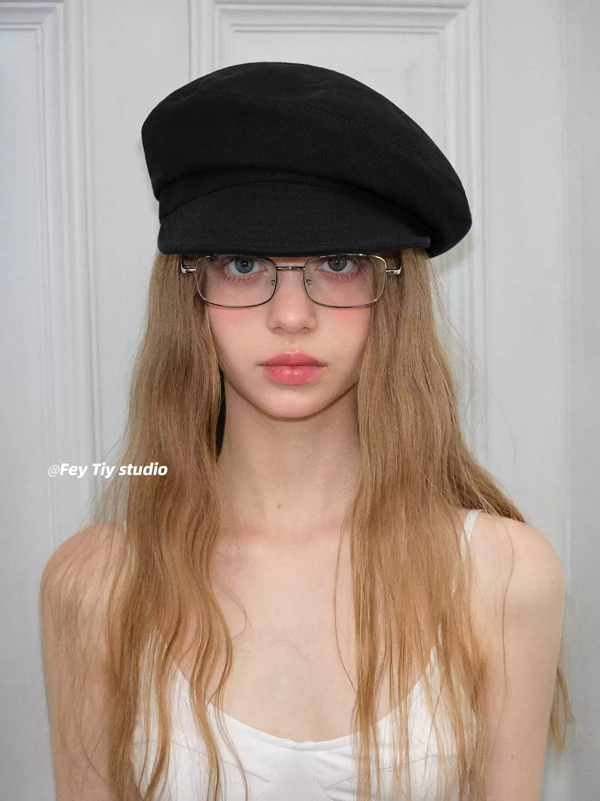 Feitiy Black Felt Beret with Side-swept Beret