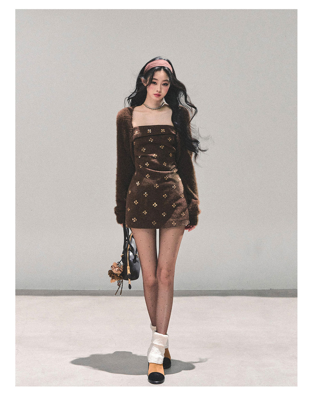 SHAOYEYAN Aomalm Women's "Begonia Blossoms Never Sleep" French Style Woolen Dress, Winter Short Skirt and Shawl.