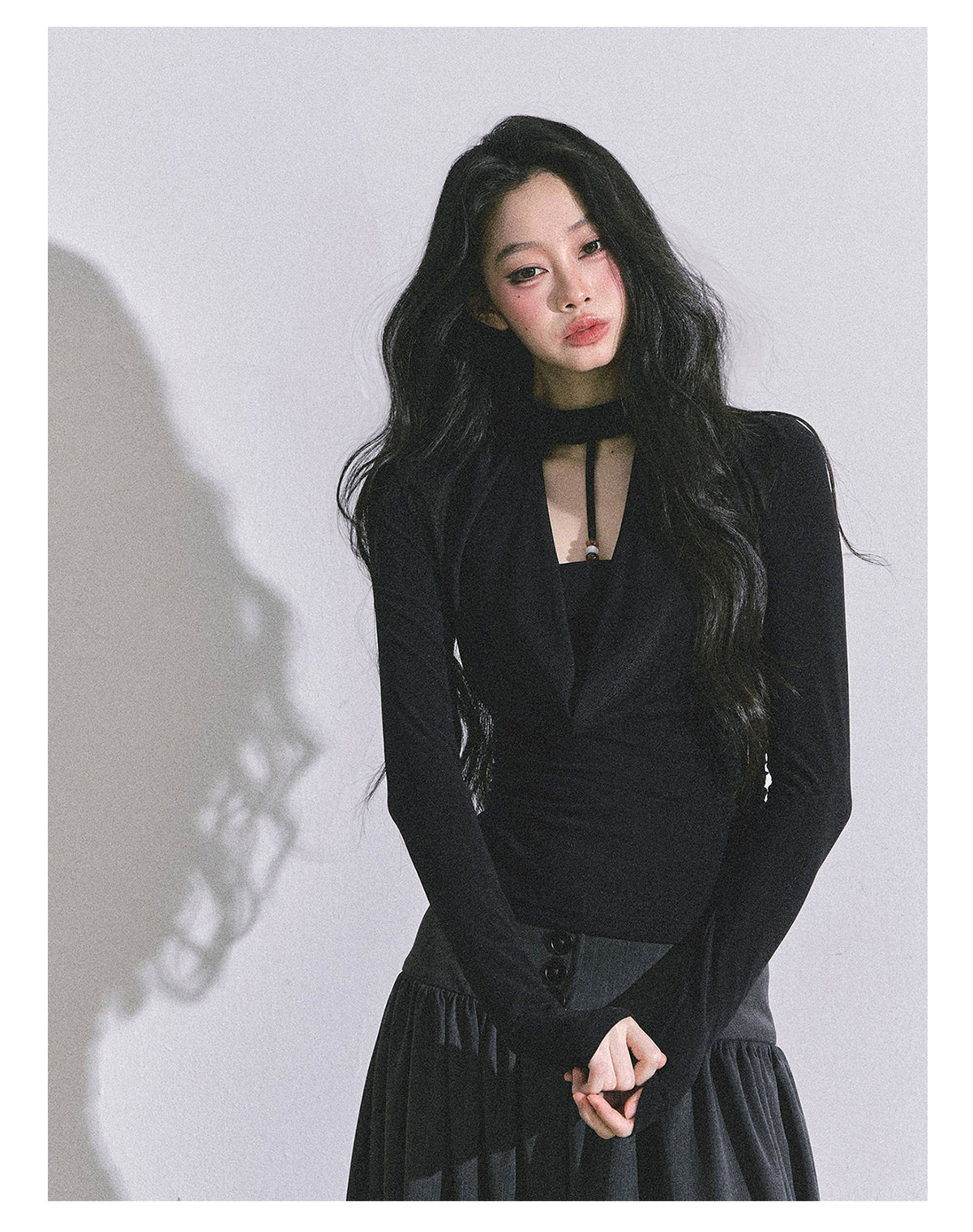 SHAOYEYAN Women's Sexy Fake "Baddie Hot Girl" Two-piece Long Sleeve T-shirt, Autumn Black Top