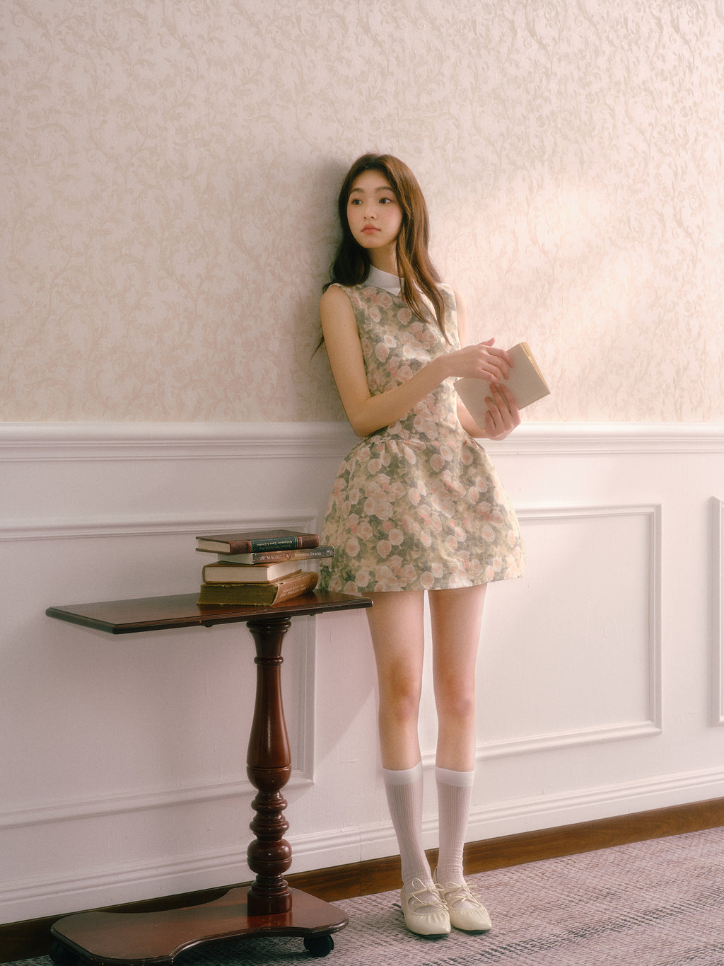 Women's classic autumn-winter style sleeveless shirt collar dress with rose pattern, high-waist flowing vest dress RECIT