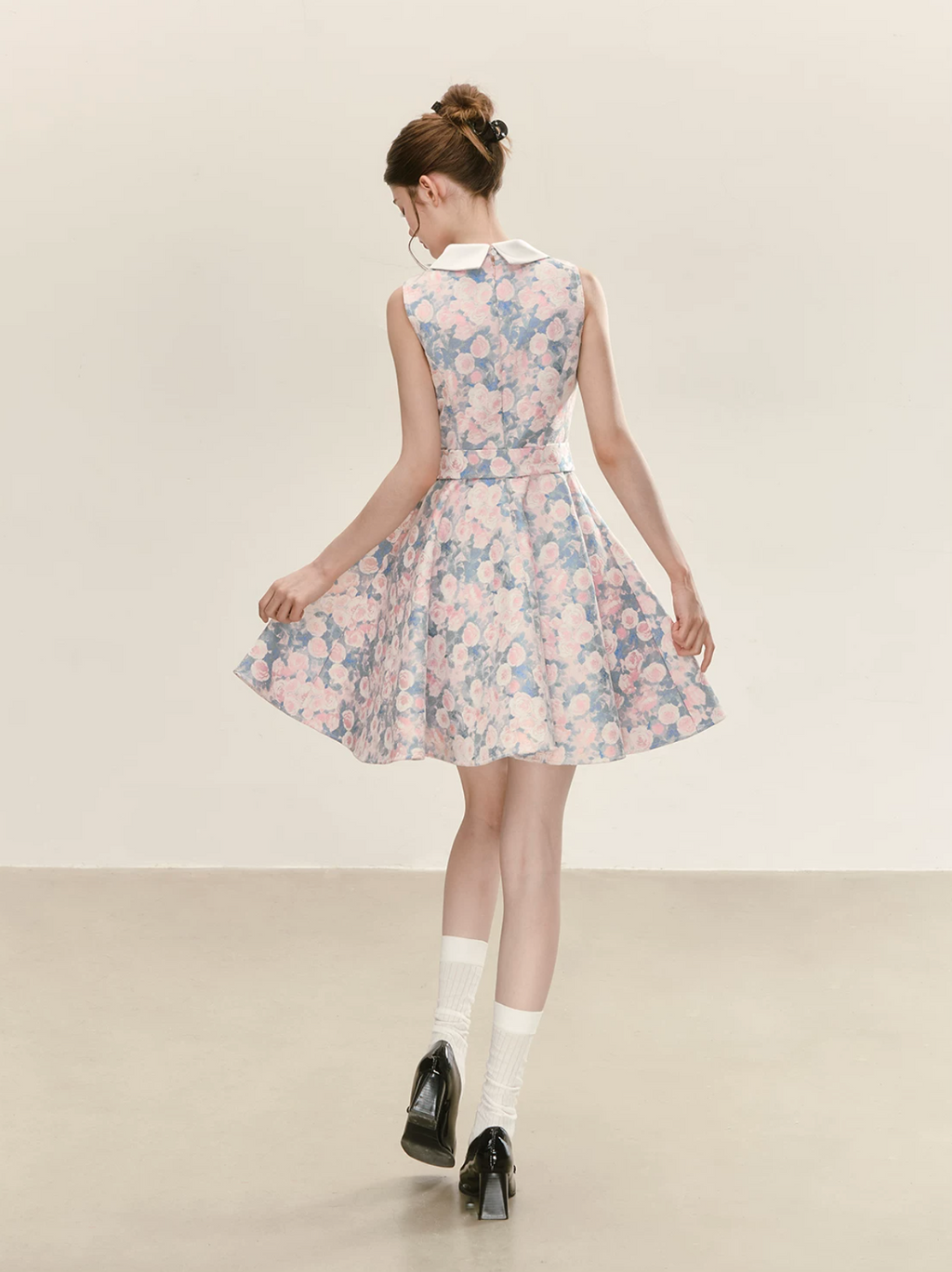 QDQD A-line dress with classic and elegant design, perfect for spring and summer