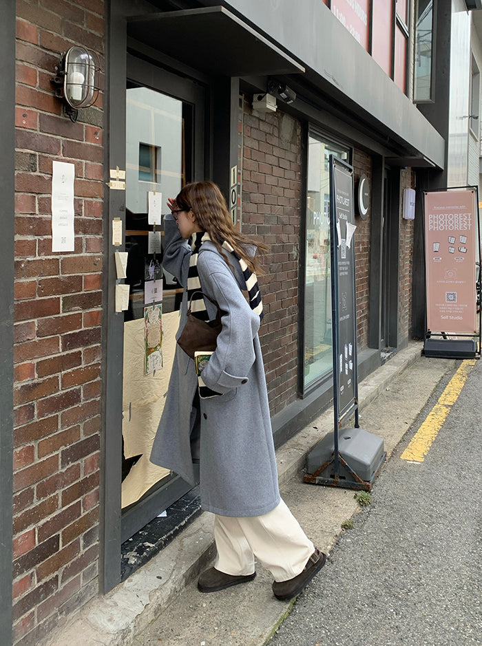 RAINY Women's Classic Single Breasted Hooded Wool Coat, Winter Design, Classic Style, Loose Fit, Versatile Wool Coat