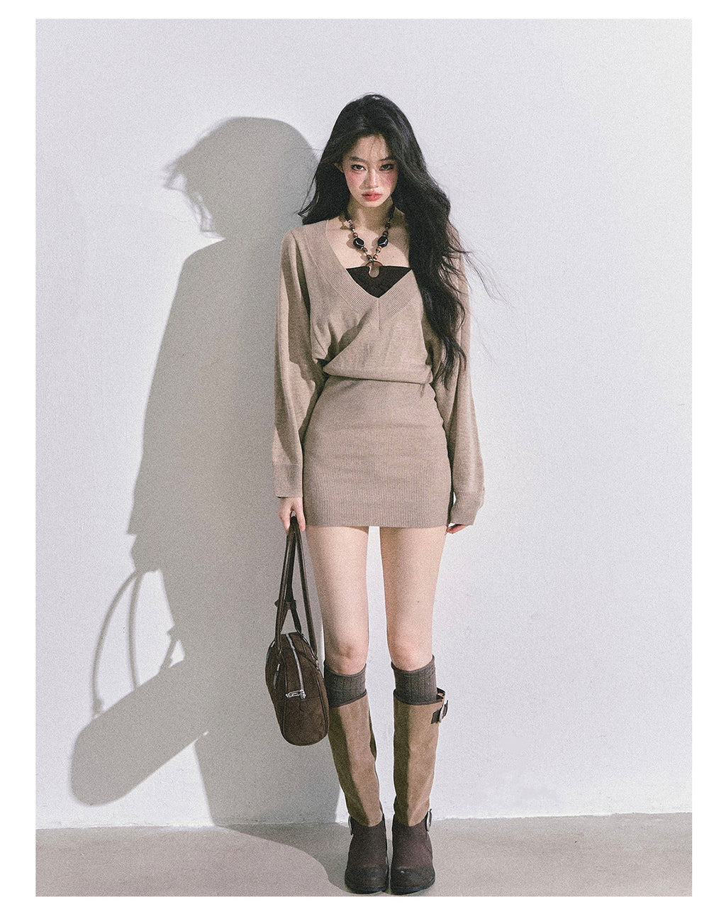 SHAOYEYAN Women's "Jin Zhi Tian Ni" French style long-sleeved knit dress, autumn tight-fitting wool dress, short skirt.