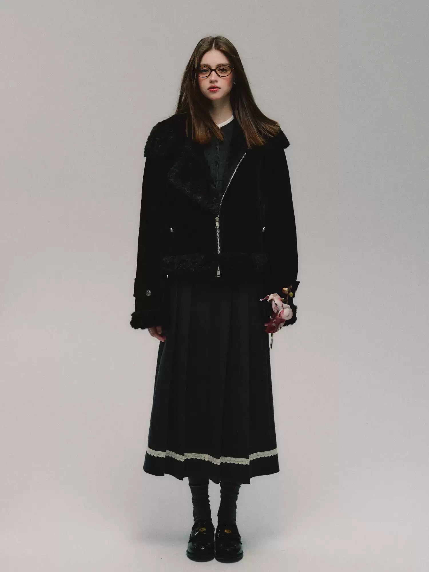 OAKMOO Eco-Friendly Striped Corduroy Coat "Tea and Orange Blossom" - Autumn/Winter Short Coat with Fashion Design (Sale)