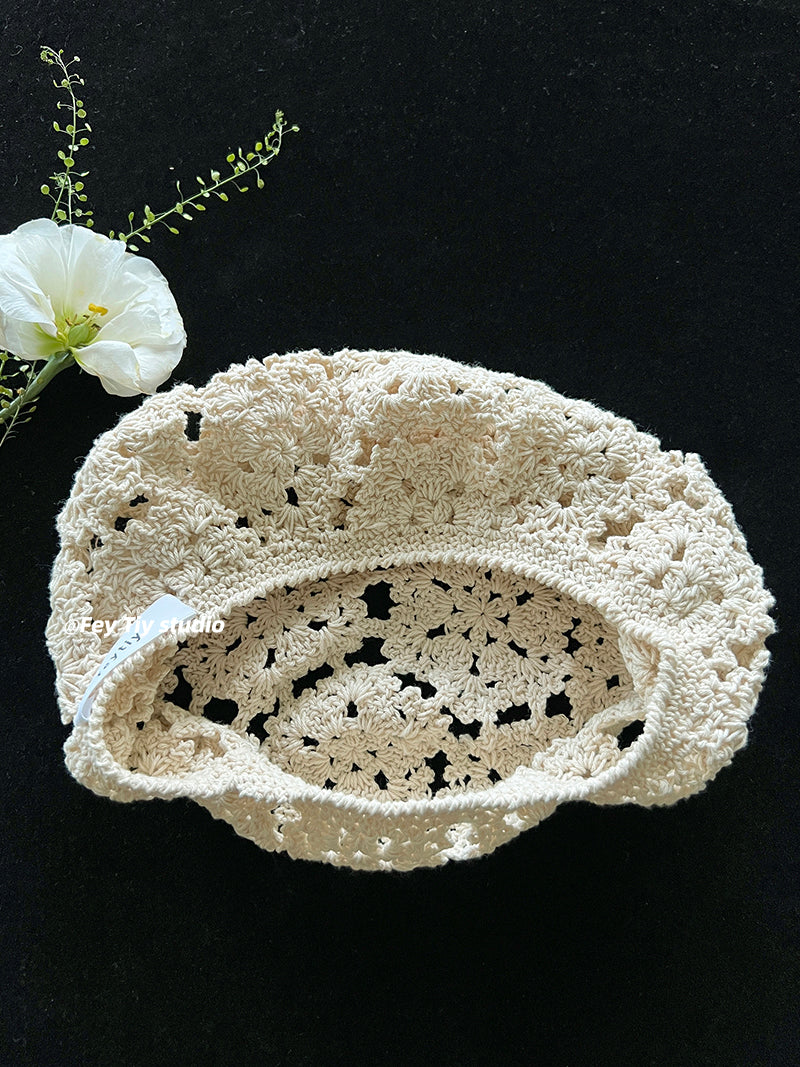 Feitiy floral knitted beret