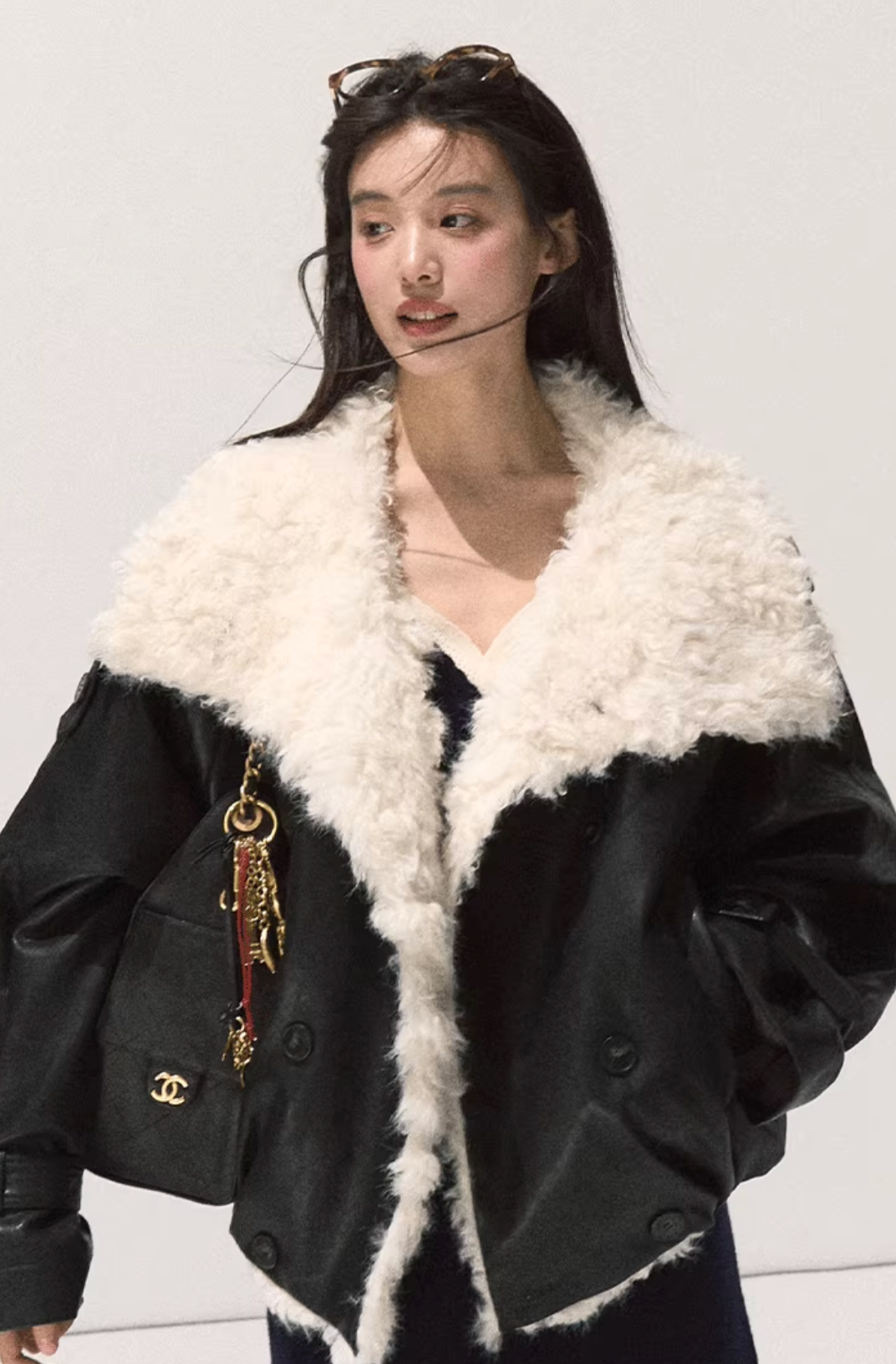 OAKMOO OAKMOO Short Fleece Leather Jacket / "A Night Under the Osmanthus Tree" for Women, Thick Lapel Collar Parka for Winter