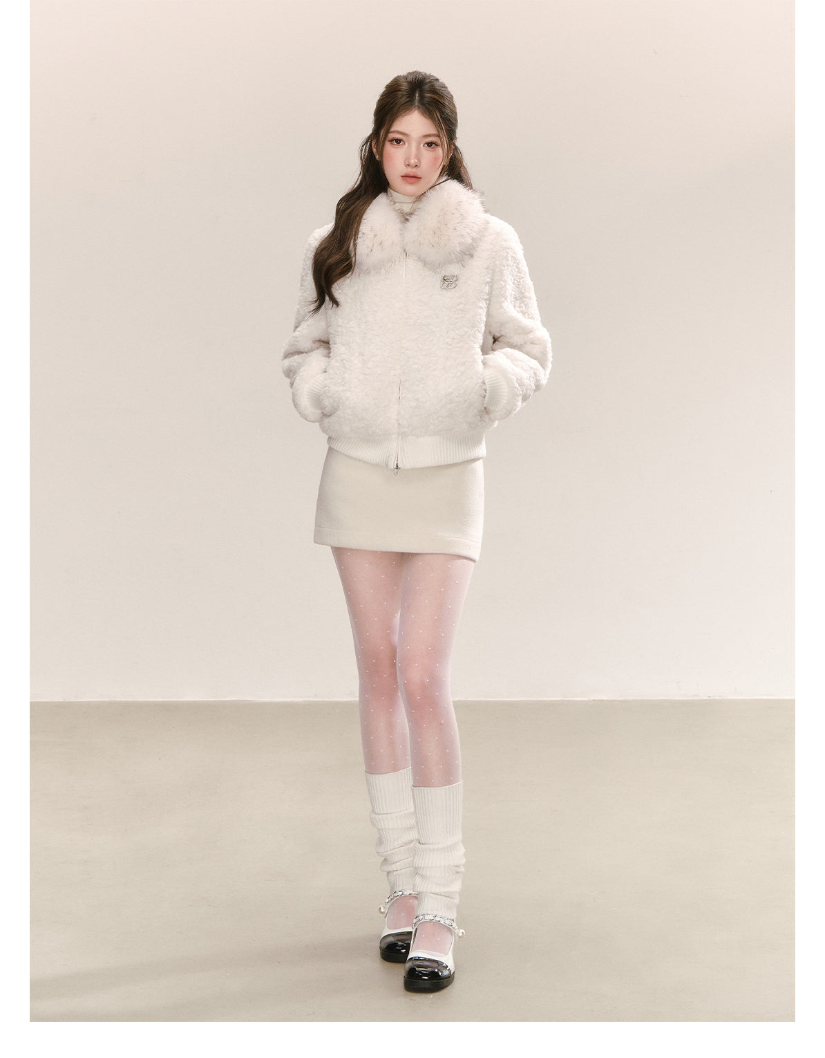 QDQD Cute Korean style short fur collar coat, thick and warm for fall and winter, super cute velvet coat