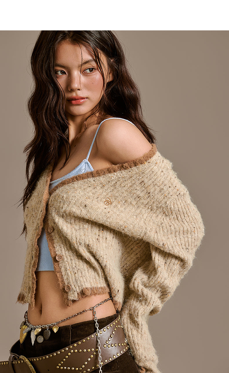 CHUU VネックセーターChuuホットガール女性冬2025新着ファッショナブルなショートカーディガンセーターで年齢を減らす