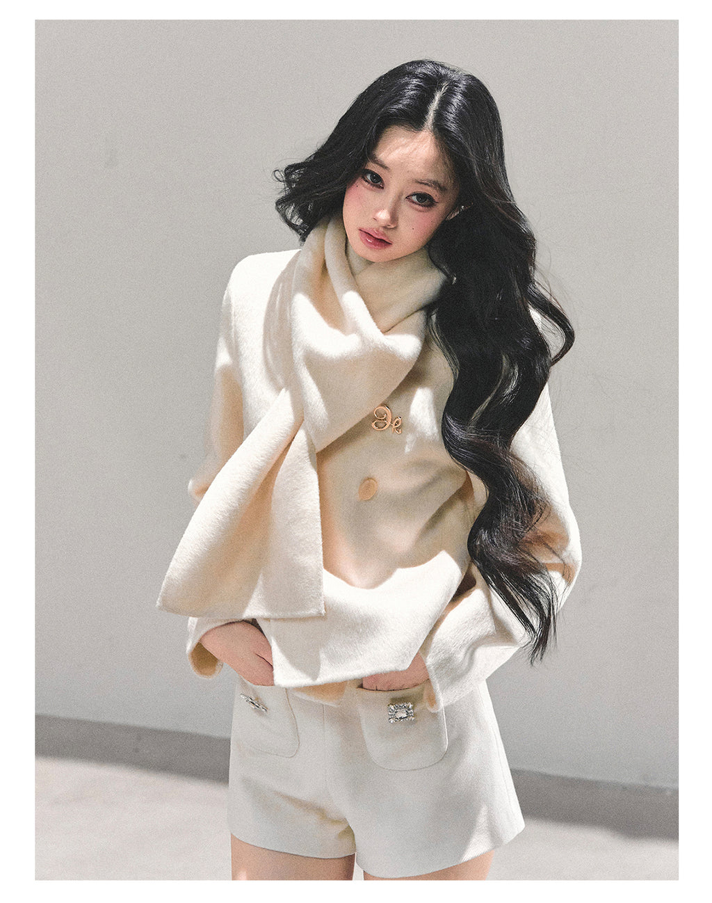 SHAOYEYAN Aomalm Women's "Twilight Forest" High-end Wool Coat, giving off a refined, luxurious feel, perfect for a wealthy heiress. Double-sided wool coat.