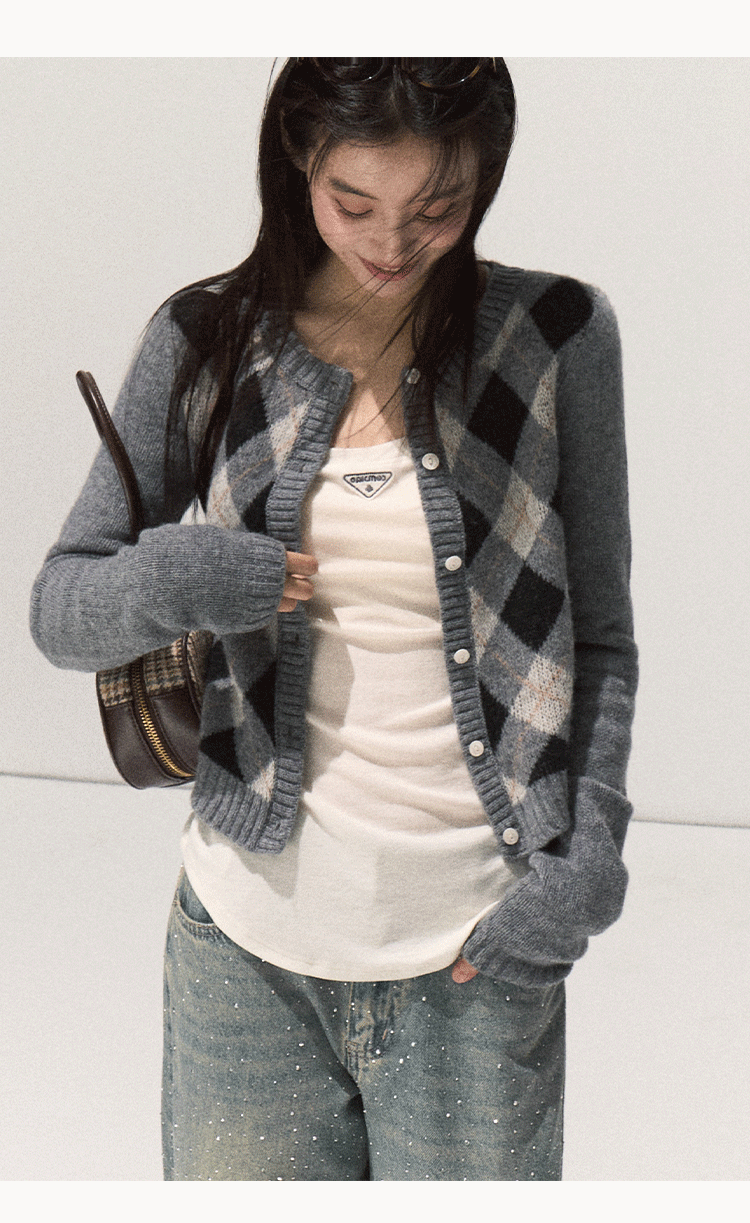 OAKMOO Tencel sweater with long sleeves, slim fit, U-neck (Sale)