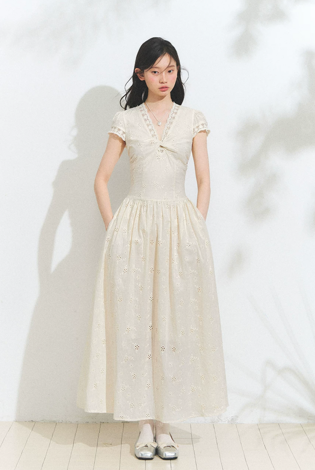 ANNATTO A-line dress, slim waist, V-neck, lace trim, inspired by Jasmine Moss
