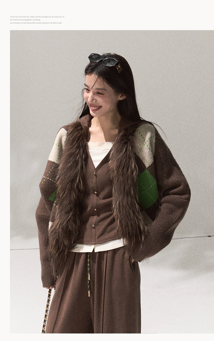 OAKMOO "Tangible Gift" - Women's Loose Cardigan with Raccoon Collar, Thick and Warm Coat.