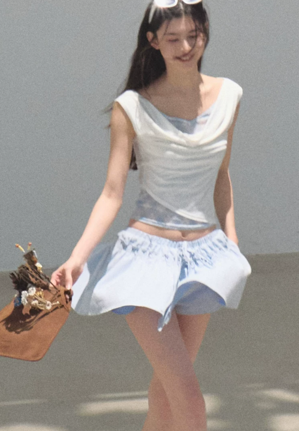 OAKMOO Embroidered plaid two-piece suit, figure-hugging t-shirt with puff collar and multi-piece knitted crop top