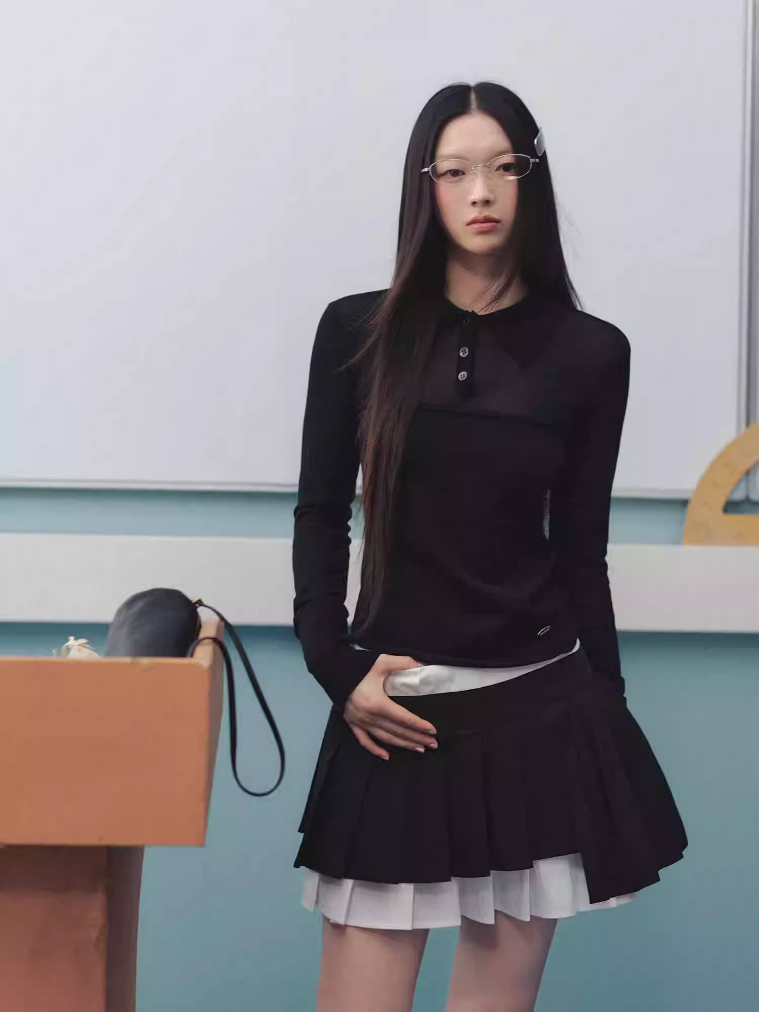 LaluneDuCiel women's plain long-sleeved turtleneck t-shirt made of Lyocell fabric, suitable for autumn, simple, comfortable and easy to style.