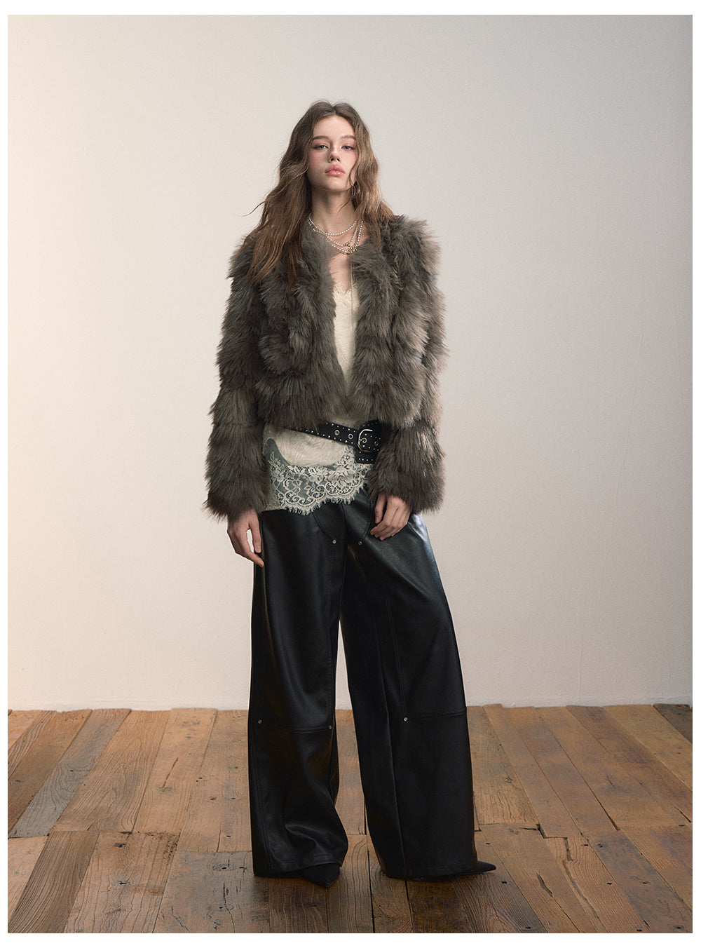 VIAPITTI 環境に優しいショートPUレザージャケット ファー素材 秋冬 ストリートスタイル レディース