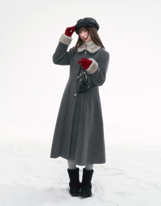 CANSTORE 'Moscow Haze' Grey woolen coat with rose buttons and a tight waist