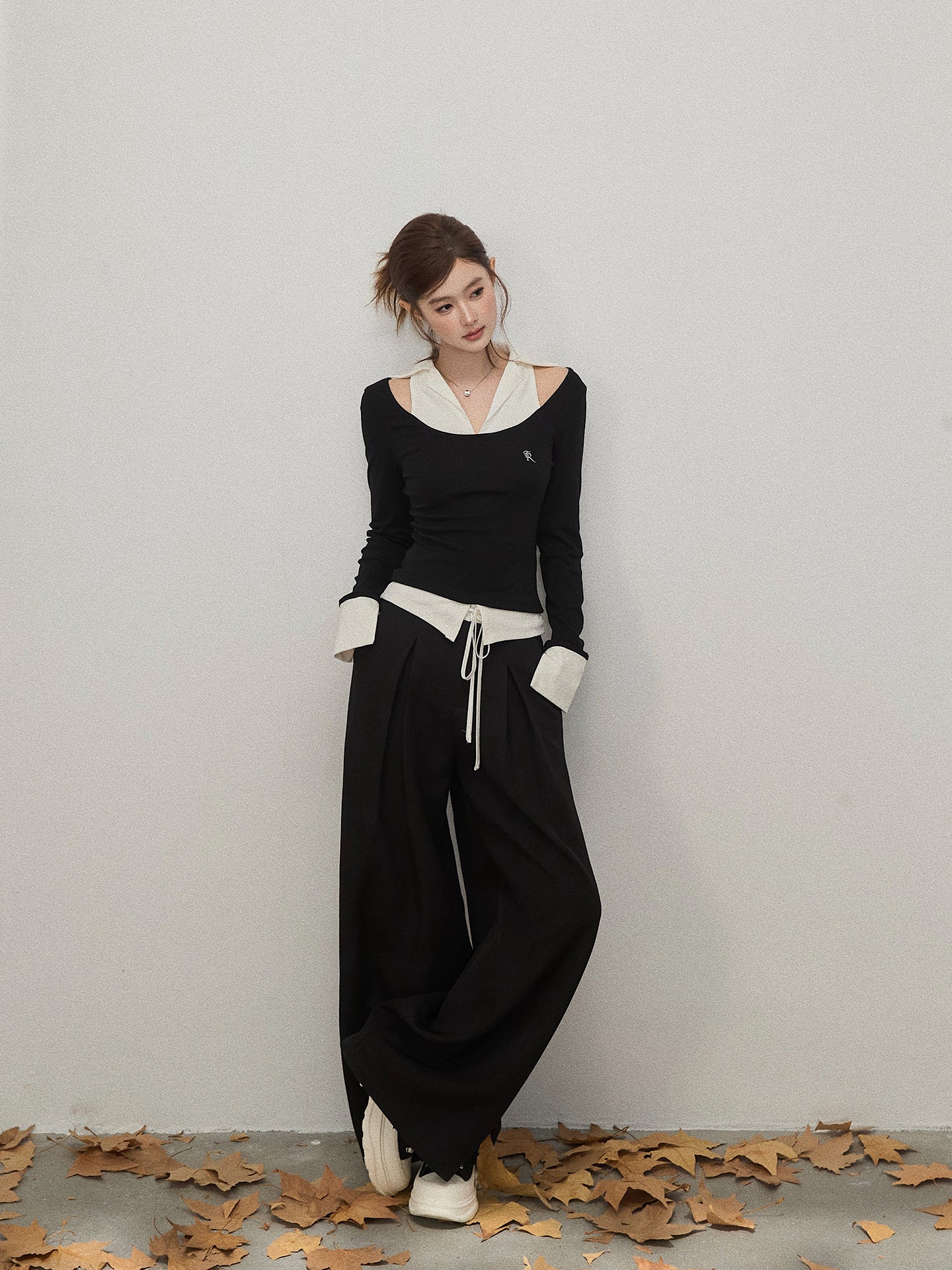 Women's Fall Design Two-Piece Tight Long Sleeve T-Shirt, Slim Waist and Easy to Match Therous