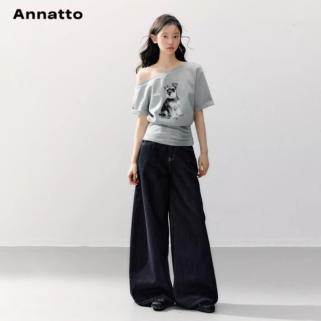 ANNATTO Lazy gray puppy print off-the-shoulder t-shirt + loose, wide-leg jeans