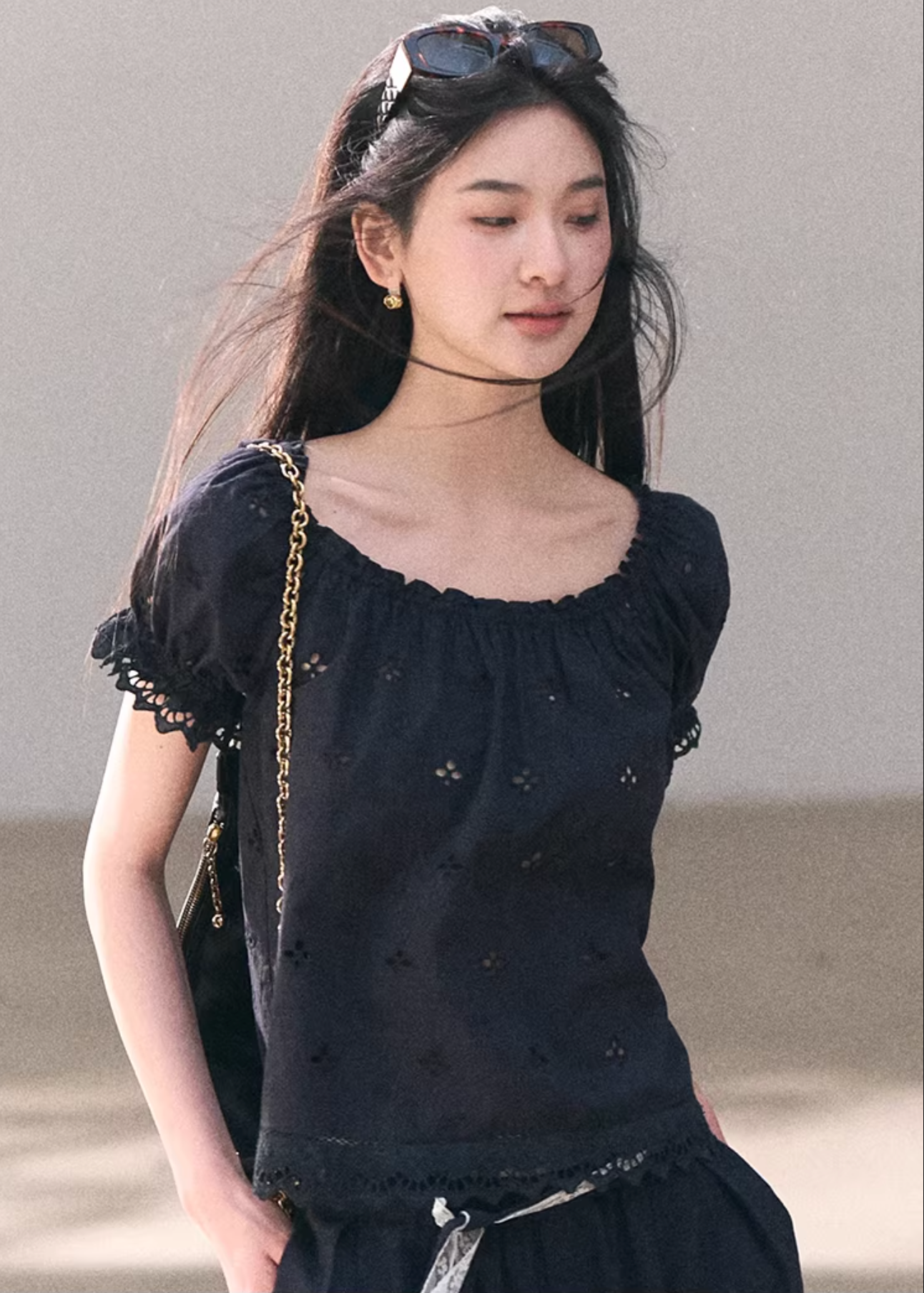 OAKMOO Lace cut-out Peter Pan collar short-sleeved t-shirt