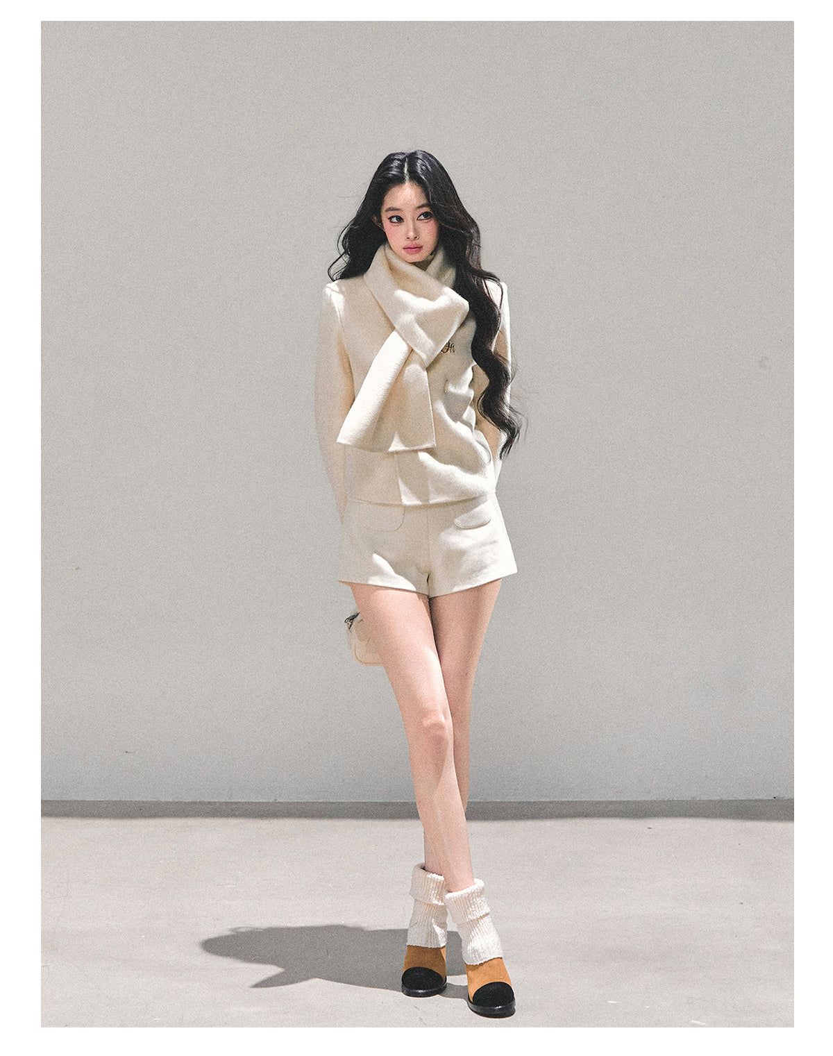 SHAOYEYAN Aomalm Women's "Twilight Forest" High-end Wool Coat, giving off a refined, luxurious feel, perfect for a wealthy heiress. Double-sided wool coat.