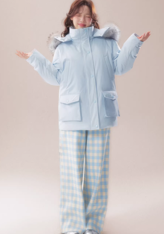 AOORAA [Extremely cold collection] 90% white goose down jacket with three-layer waterproof DuPont fur collar "Warm winter in the land of white snow"