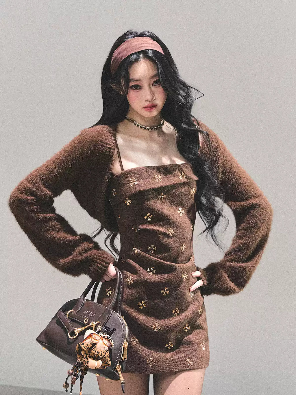 SHAOYEYAN Aomalm Women's "Begonia Blossoms Never Sleep" French Style Woolen Dress, Winter Short Skirt and Shawl.