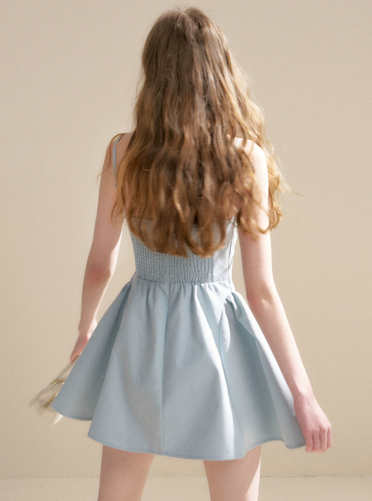 KROCHE Short A-line dress with pleated waist, romantic French lace 26SS