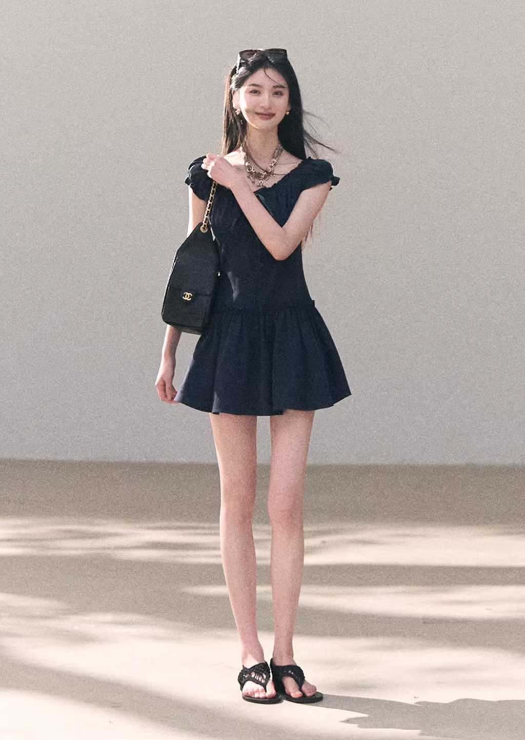 OAKMOO Bodycon off-the-shoulder mini dress made of lyocell linen fabric.