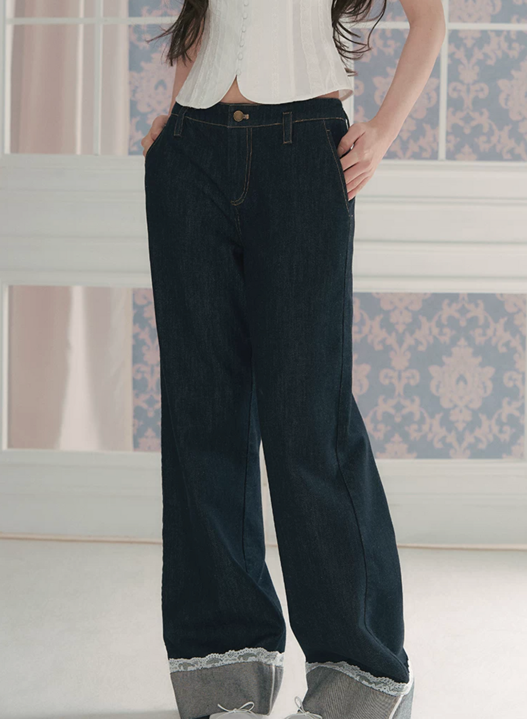 LaluneDuCiel The balance between sweet and cool, soft and skin-friendly material, mid-waist jeans style