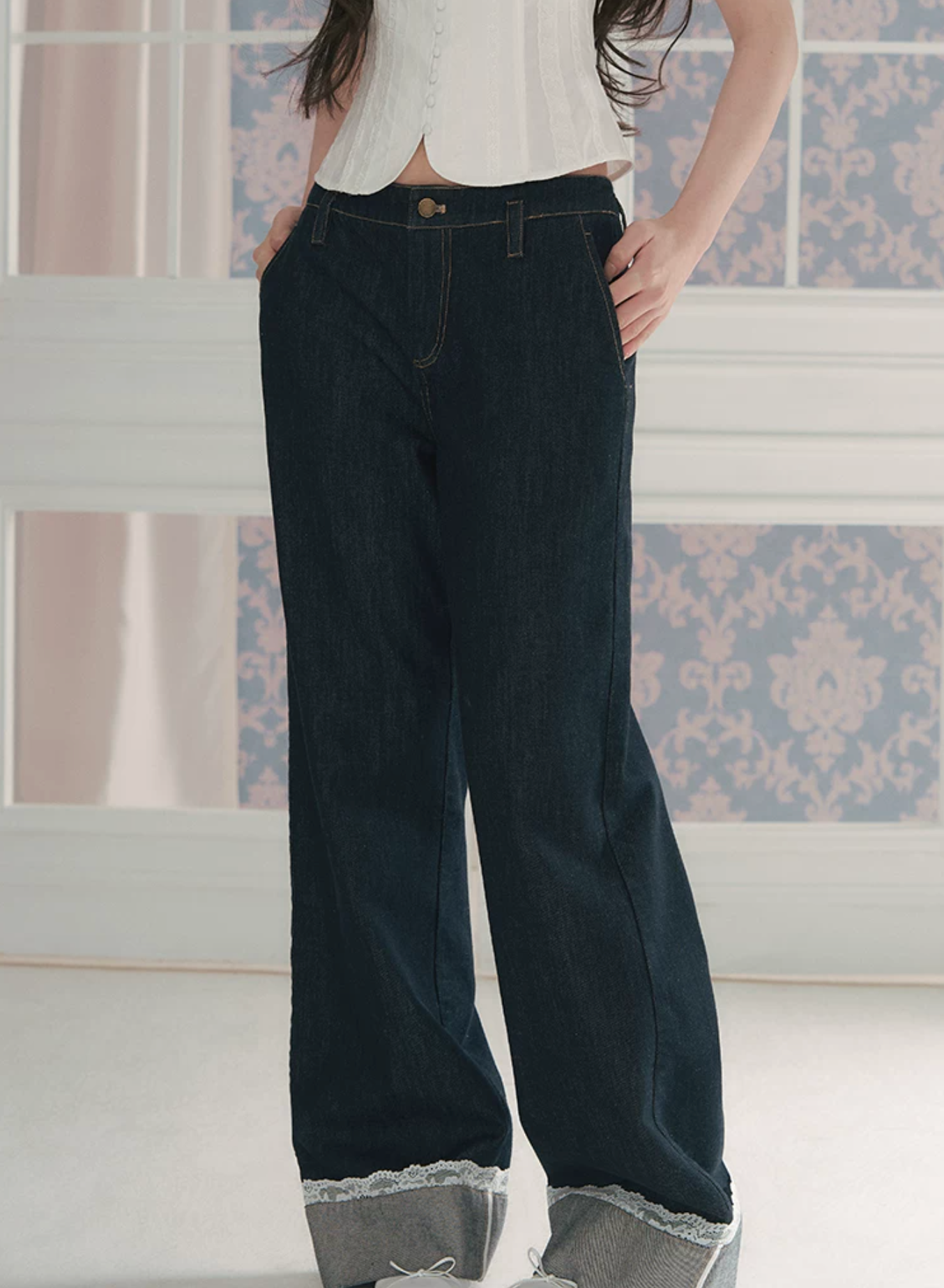 LaluneDuCiel The balance between sweet and cool, soft and skin-friendly material, mid-waist jeans style