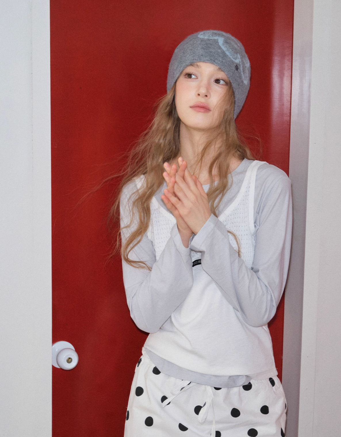 FEITIY Feytiy blue floral pattern soft and flattering beanie for women, new autumn and winter style, warm and ear protection beanie