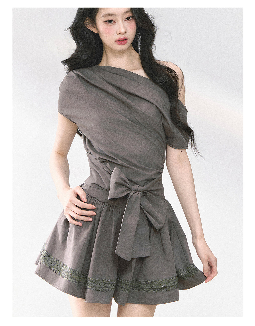 High-end French style off-the-shoulder dress for women in summer, short, fluffy, waist-hugging dress Shaoyeyan