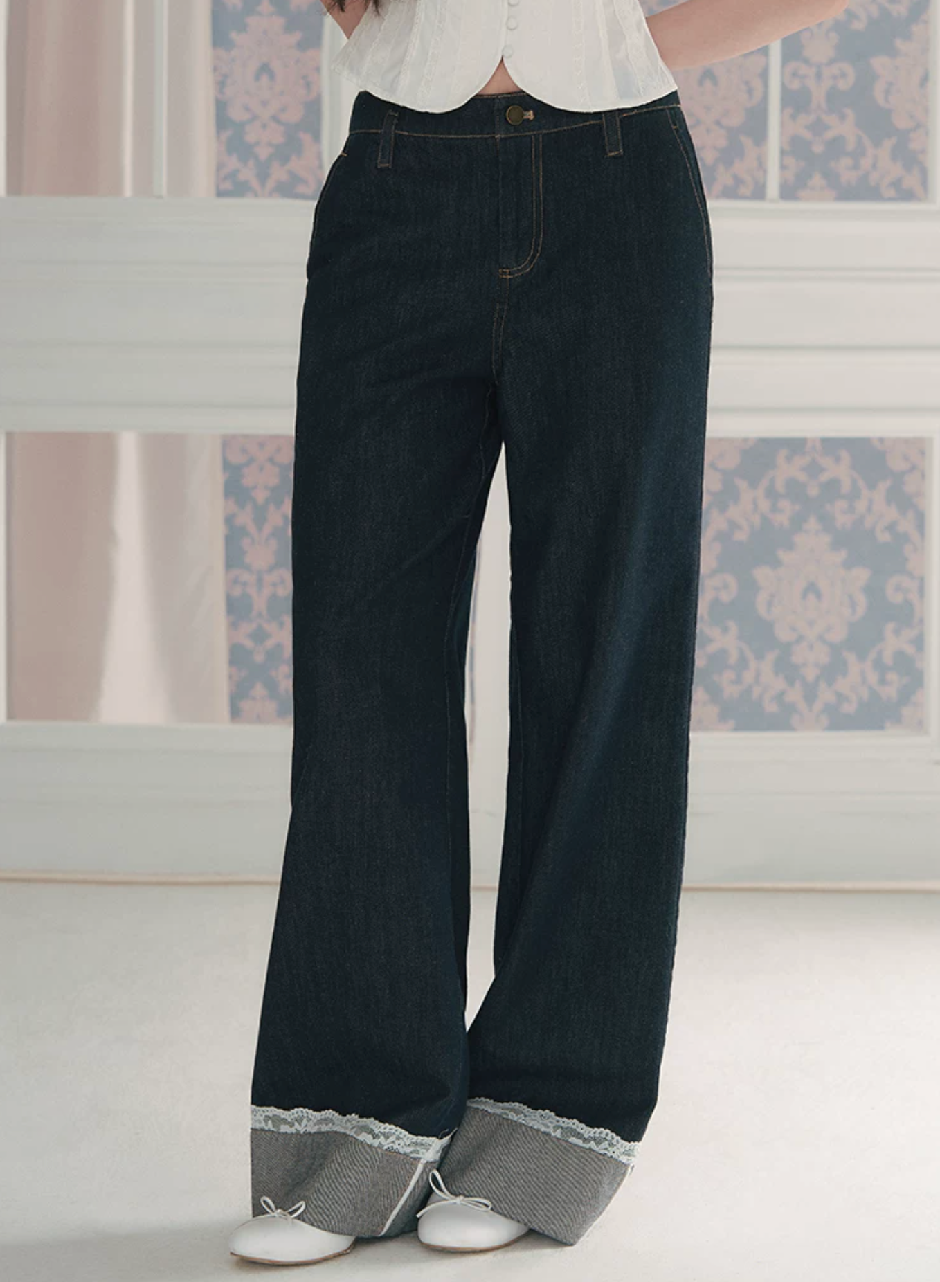 LaluneDuCiel The balance between sweet and cool, soft and skin-friendly material, mid-waist jeans style