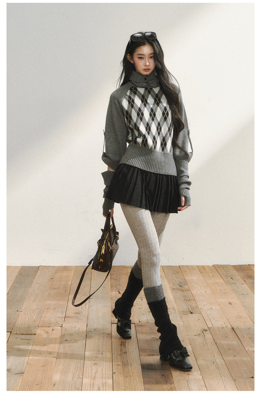 7SHIFTIN Original Design classic diamond pattern half-sleeved knit sweater, student style, slim fit