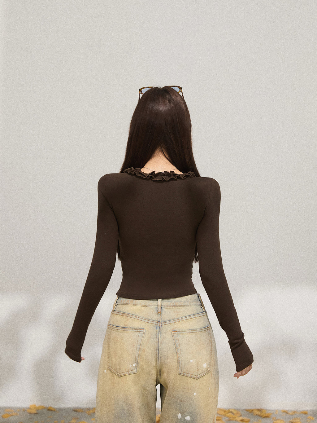 THEROUS Women's T-shirt, slim fit, U-neck, ruffled hem, simple design, comfortable, suitable for autumn (sale)