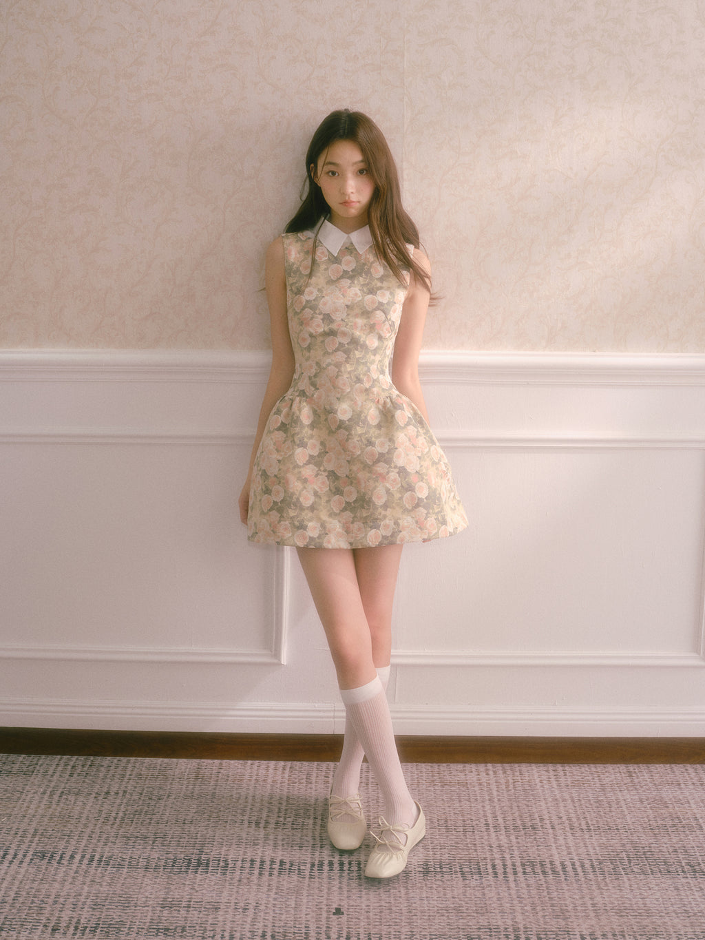 Women's classic autumn-winter style sleeveless shirt collar dress with rose pattern, high-waist flowing vest dress RECIT