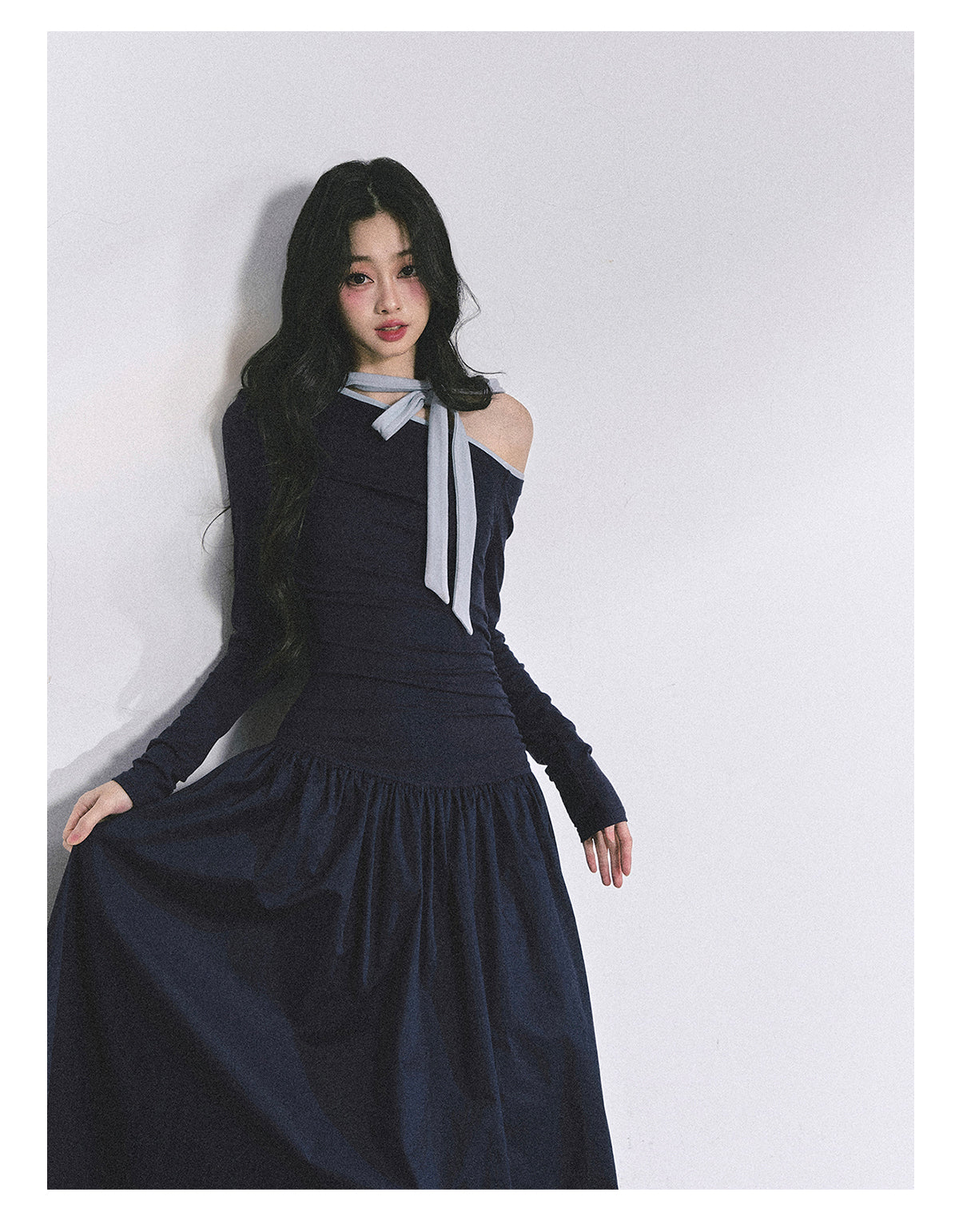 Shaoyeyan Vintage Retro Style Off-the-shoulder Long Sleeve Dress Fits and Cool for Royal Sisters Autumn Slim Waist Long Dress