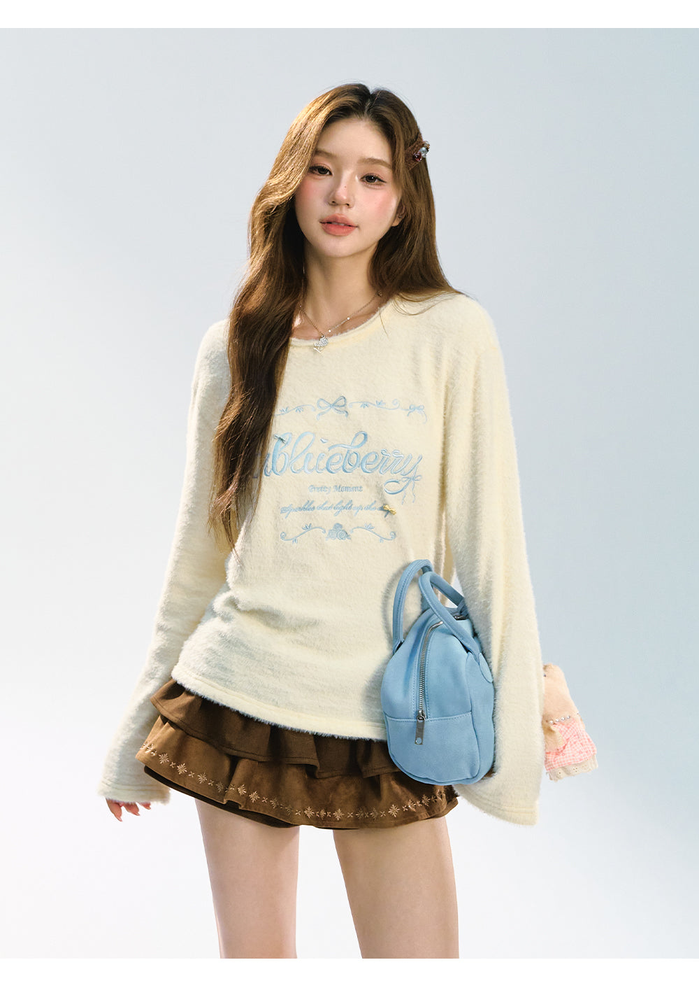 ABLUEBERRY Women's letter embroidered sweater, Autumn Winter, Soft and smooth, Round neck, Loose fit, Cute Korean style