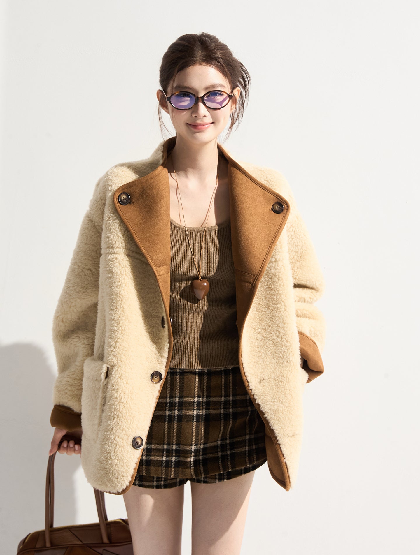 THEROUS Xie Burou レディース 秋冬新作 クラシック ゆったり ターンダウンカラー ファーコート パッチポケット付き