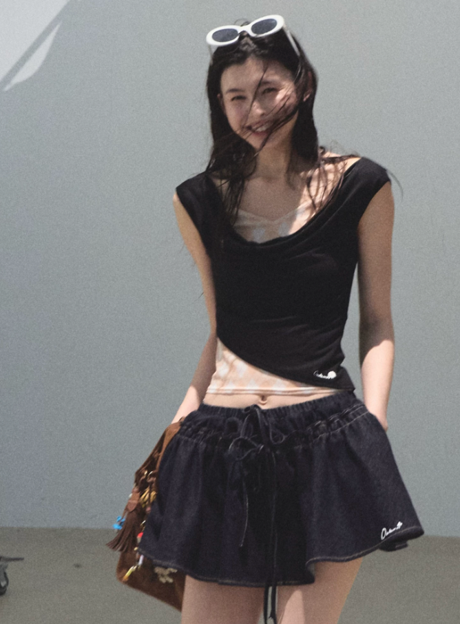 OAKMOO Embroidered plaid two-piece suit, figure-hugging t-shirt with puff collar and multi-piece knitted crop top