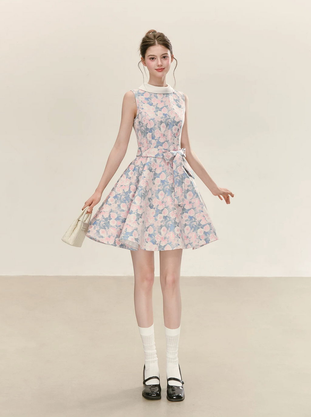 QDQD A-line dress with classic and elegant design, perfect for spring and summer