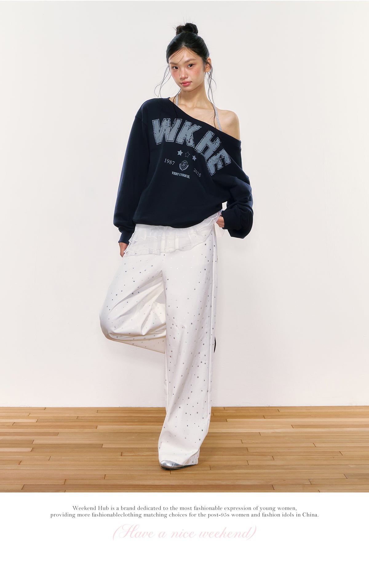 2025 new autumn and winter American style off-shoulder sweatshirt with long sleeves and clear collar Korean style WeekendHub