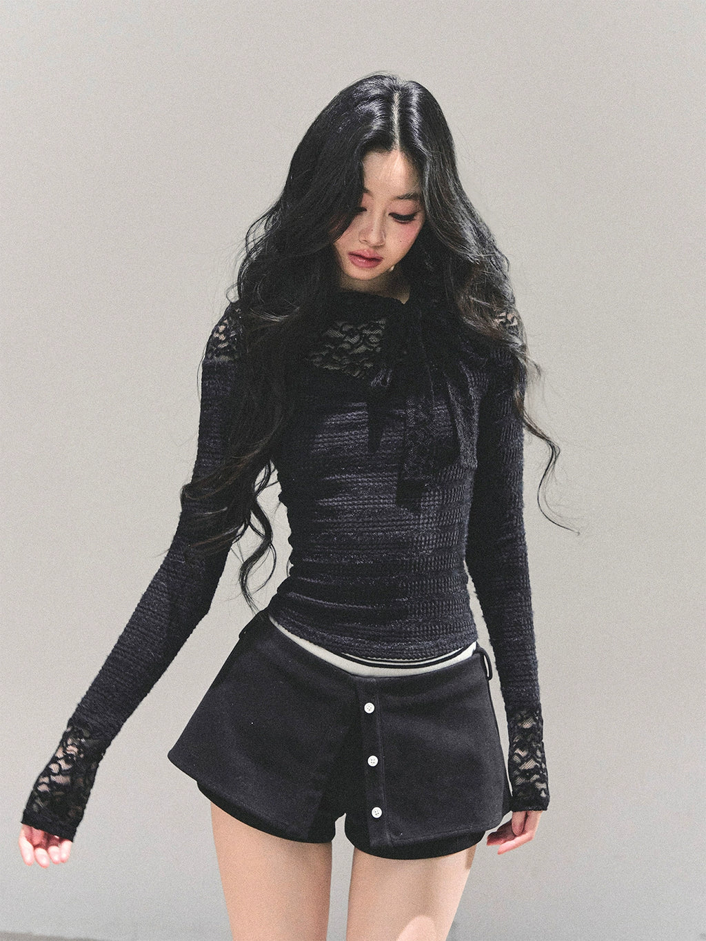 SHAOYEYAN Aomalm Women's "Black and White" French Lace Bow Long Sleeve T-shirt Autumn Tight Bra