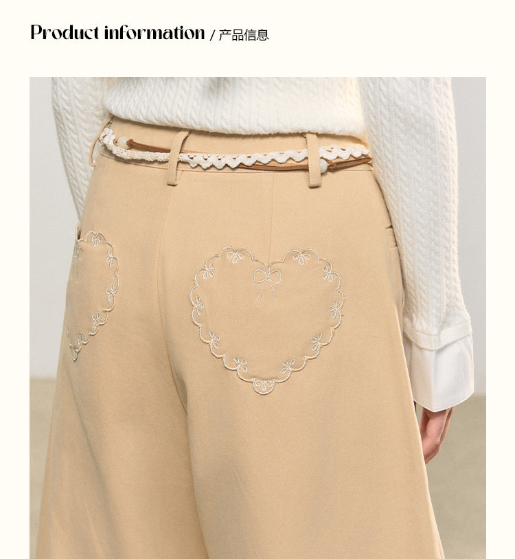 UMOUMO Retro style heart embroidered wide leg pants, cute and cool wide leg casual pants with one strap pocket.